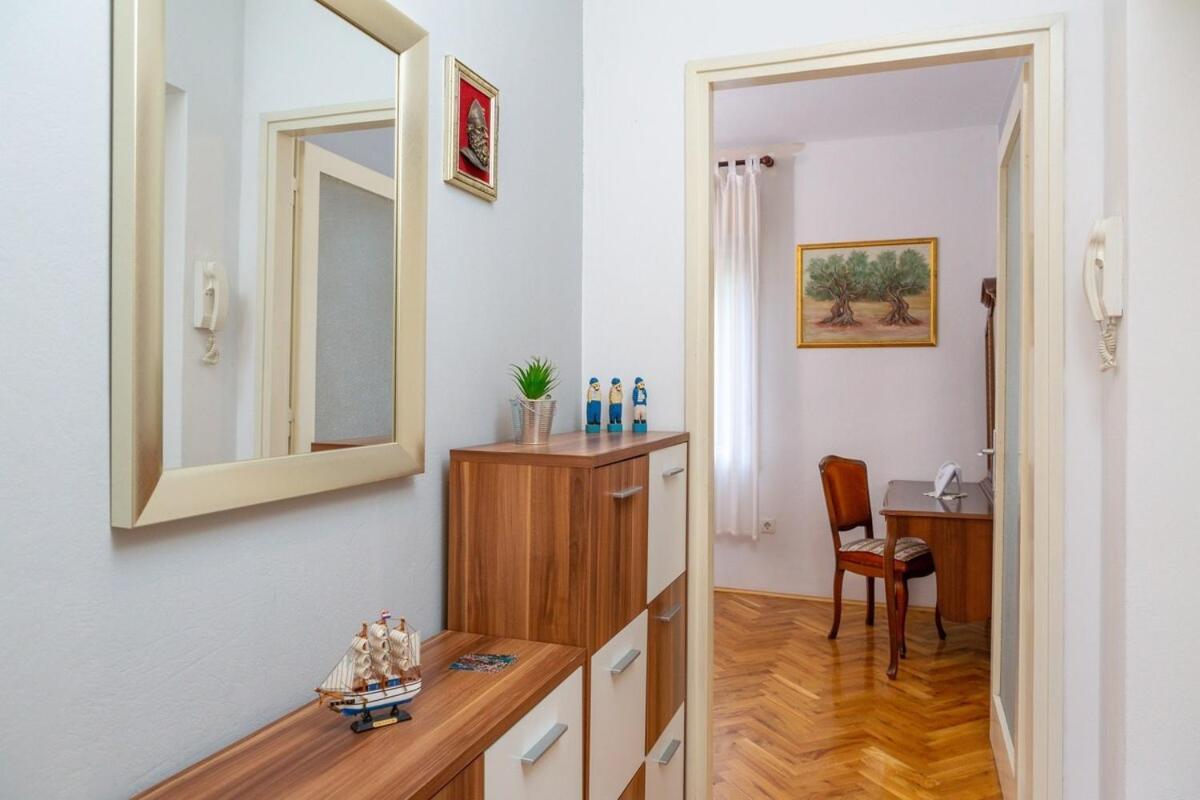 With Wifi - 21345 Apartament Split